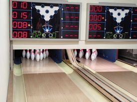 Turnaj v bowlingu